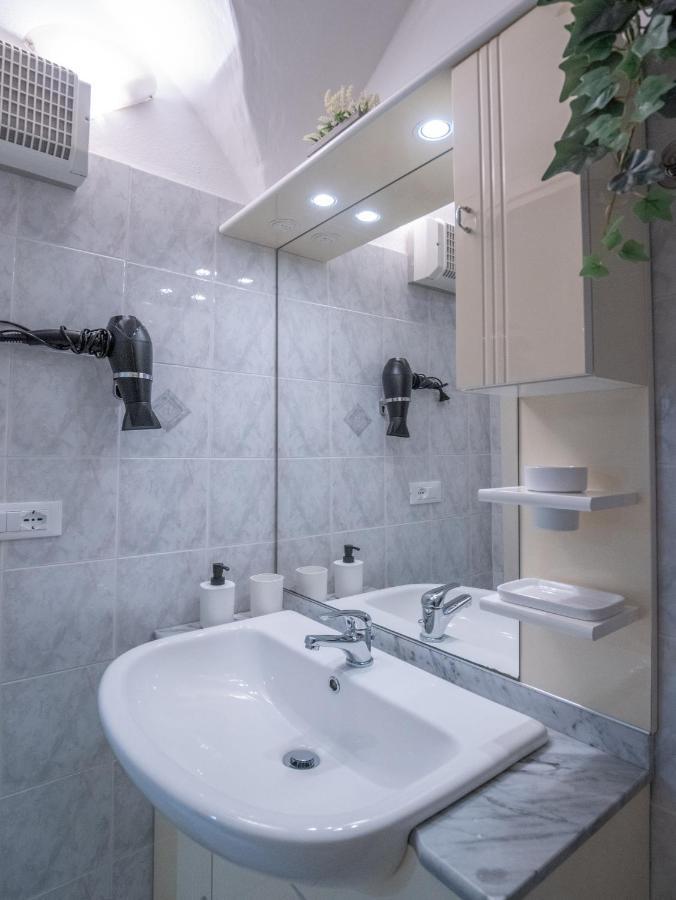 Apartamento Casa Iryna Pietra Ligure Exterior foto